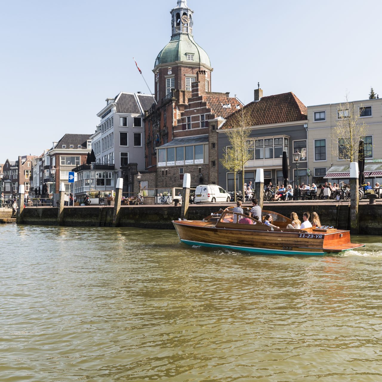 Groothoofd - Dordrecht - toerisme - Groothoofdspoort - drierivierenpunt - rondvaart - boot - Imbarcazione Barone - water - varen