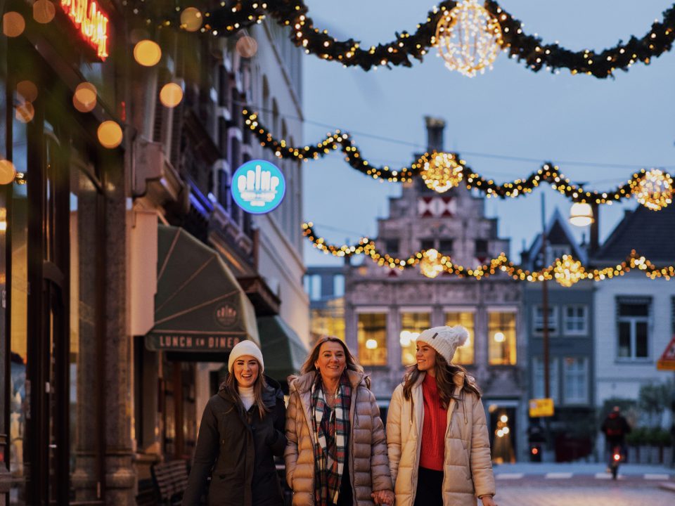 Kerstshoppen in sfeervolle binnenstad